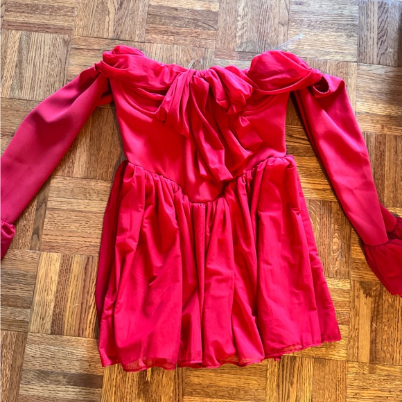 NWOT House of CB Alana Mini Dress in Red - Picture 6 of 8